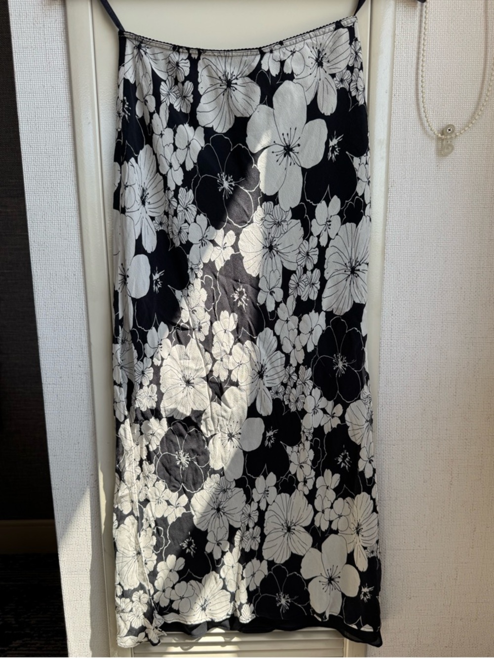 Vintage Y2K silk Express Black Slip Skirt with White Floral Print XS